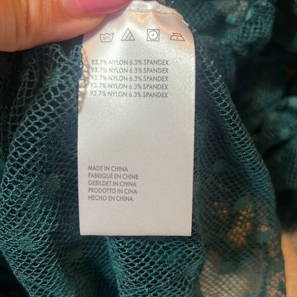 BNWT - STEELE LITA LONG SLEEVE GREEN LACE TOP - XL - Picture 8 of 8